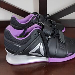 Reebok legacy lifter Women's Black and Purple Athletic Shoes  Size 7